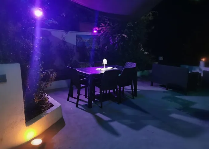 Villa Mirella Sea View Apartments