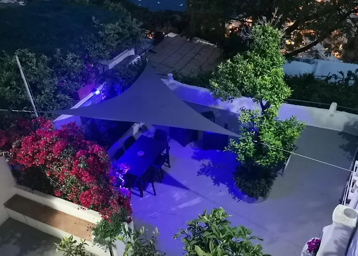 Villa Mirella Sea View Apartments